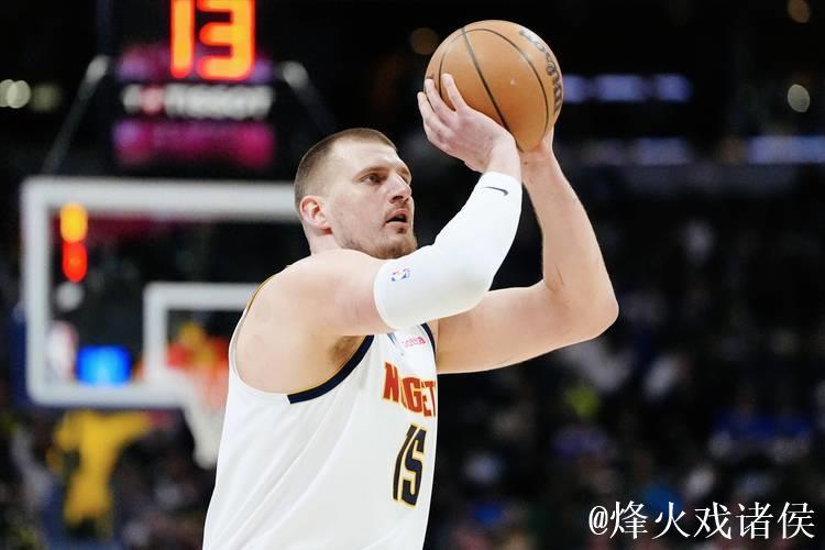 谢泼德飞身上篮迫使约基奇6犯离场,掘金挑战未果 谢泼德飞身上篮迫使约基奇6犯离场,掘金挑战未果