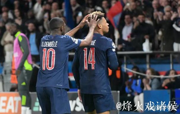 欧冠-大马丁神勇扑救杜埃惊艳世界波 巴黎3-1击败维拉