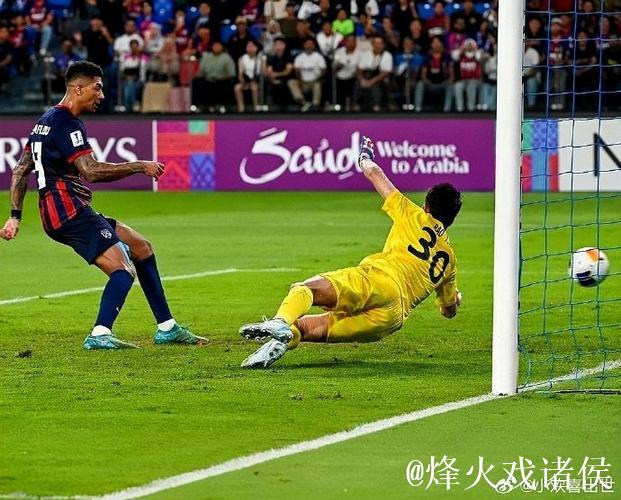 亚冠-米内罗点球无济于事 申花客场1-3负于柔佛新山