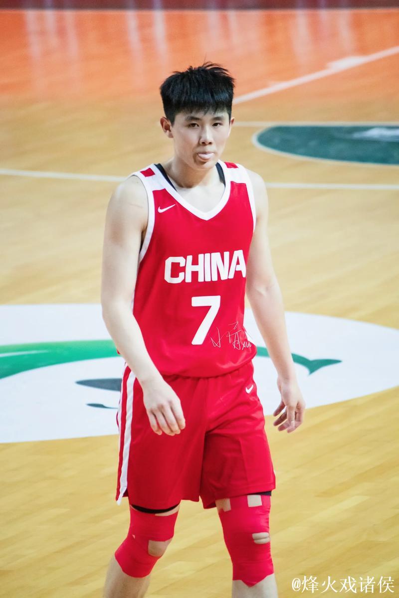 李悦洲空砍52分无果，U18男篮广东队摘得桂冠